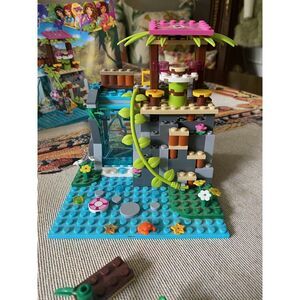 EUC Lego Friends Partial Set 41033 *Missing Pieces*